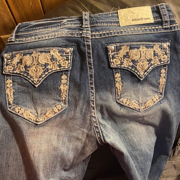 Jeans - Picture 2 of 3